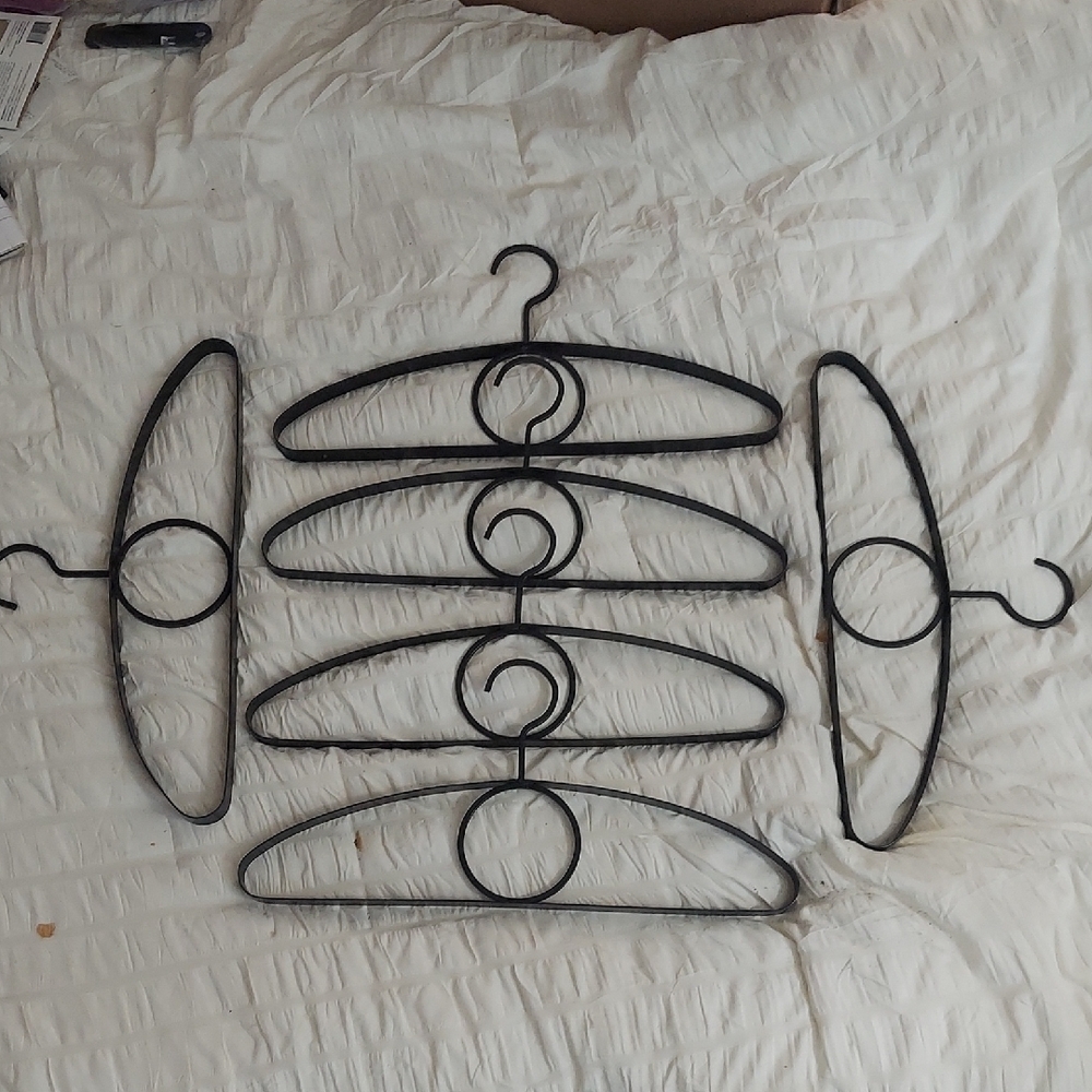 6 Pc European Black Metal Steel Clothes Coat Sturdy Accessories Hanger Set